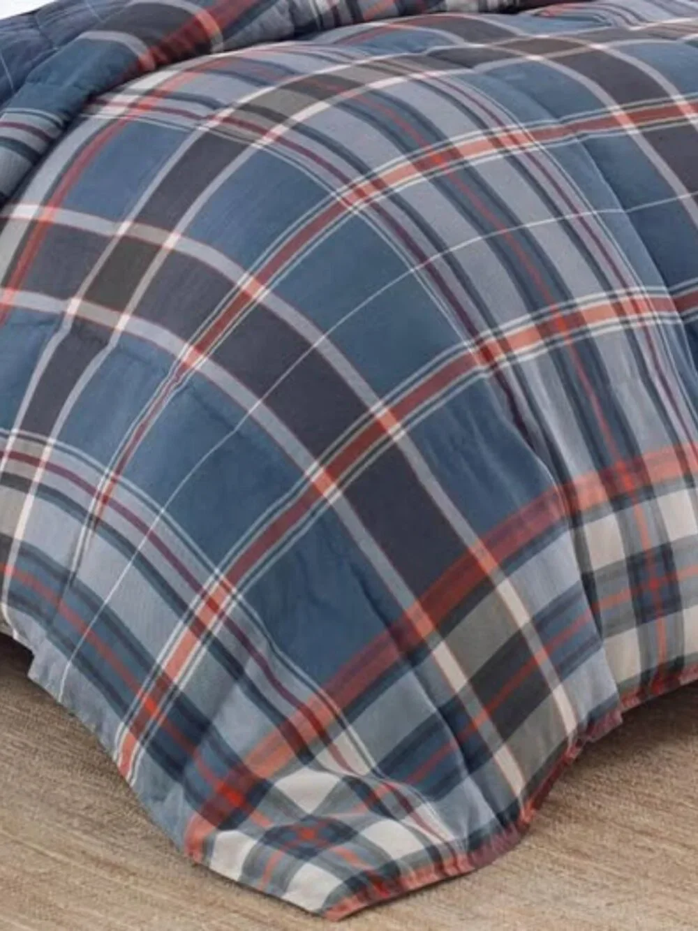 Eddie Bauer FullQueen Comforter Set with 2 Shams NWT with Matching Shams